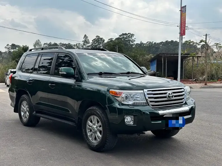 Toyota Land Cruiser 4.0 L Auto VX