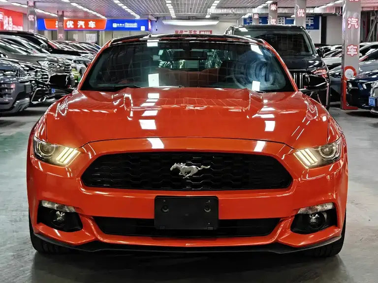Ford Mustang 2.3 T Performance