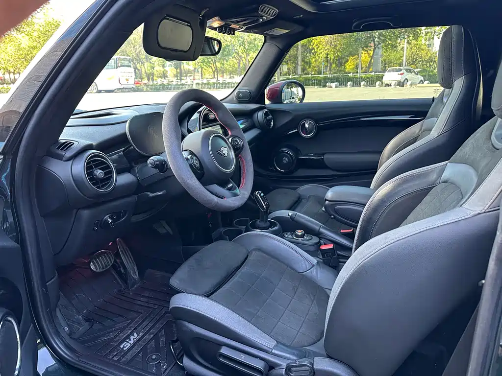 MINI JCW 2.0 T JOHN COOPER WORKS ALL-IN