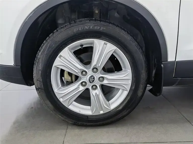 Besturn X80 2.0 L Auto Comfort