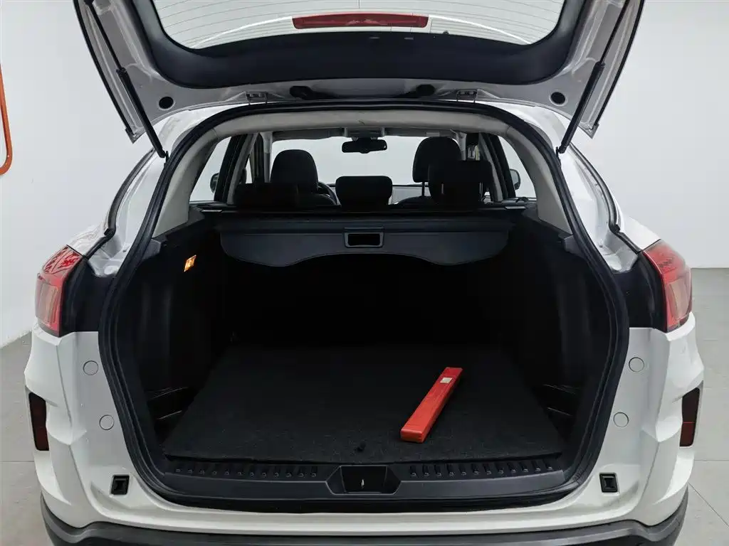 Besturn X80 2.0 L Auto Comfort