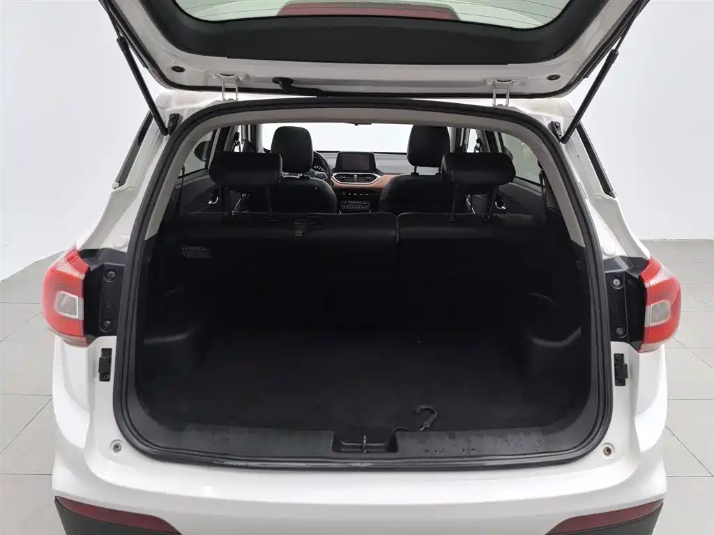 Baojun 510 1.5 L Auto Luxury