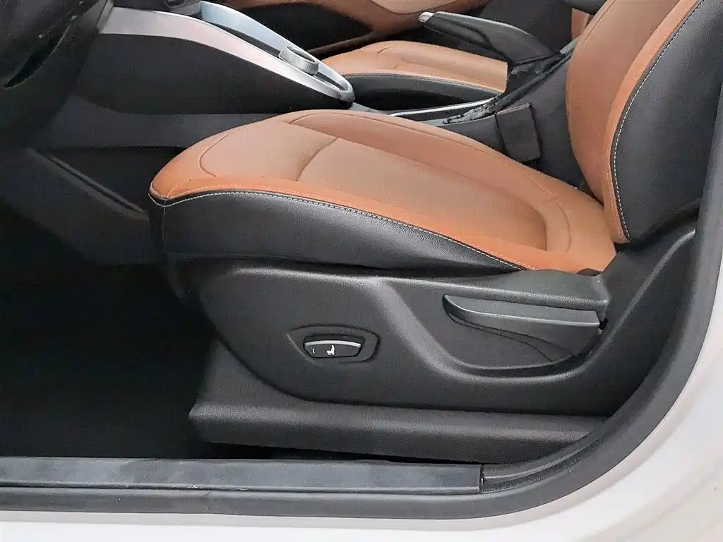 Baojun 510 1.5 L Auto Luxury