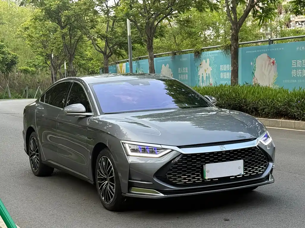 Han DM 4 WD Performance Luxury