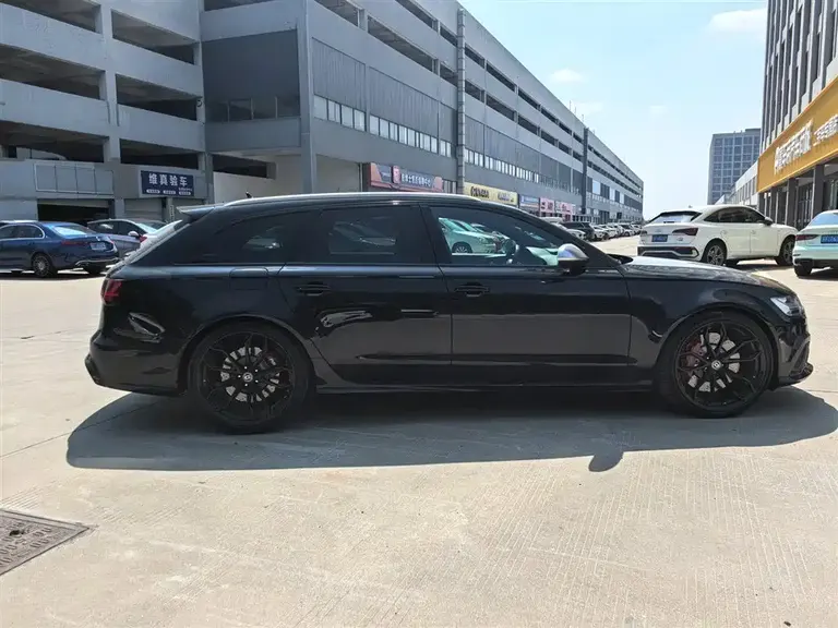 Audi RS 6 RS 6 4.0 T Avant