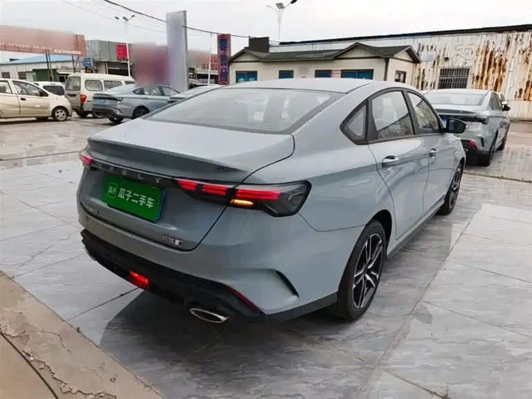 Geely Binrui Binrui COOL 1.5 T DCT Dragon