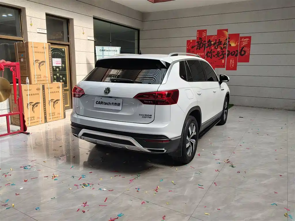 Tayron 330 TSI 2 WD Luxury Connected