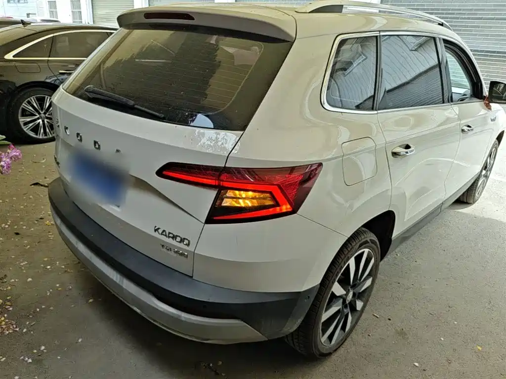 Karoq TSI280 Smart Travel Luxury CN-VI