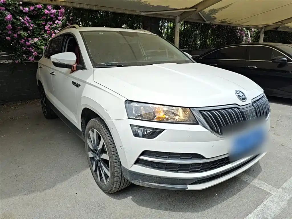 Karoq TSI280 Smart Travel Luxury CN-VI