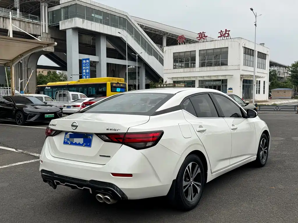Sylphy 1.6 L XL CVT Joy