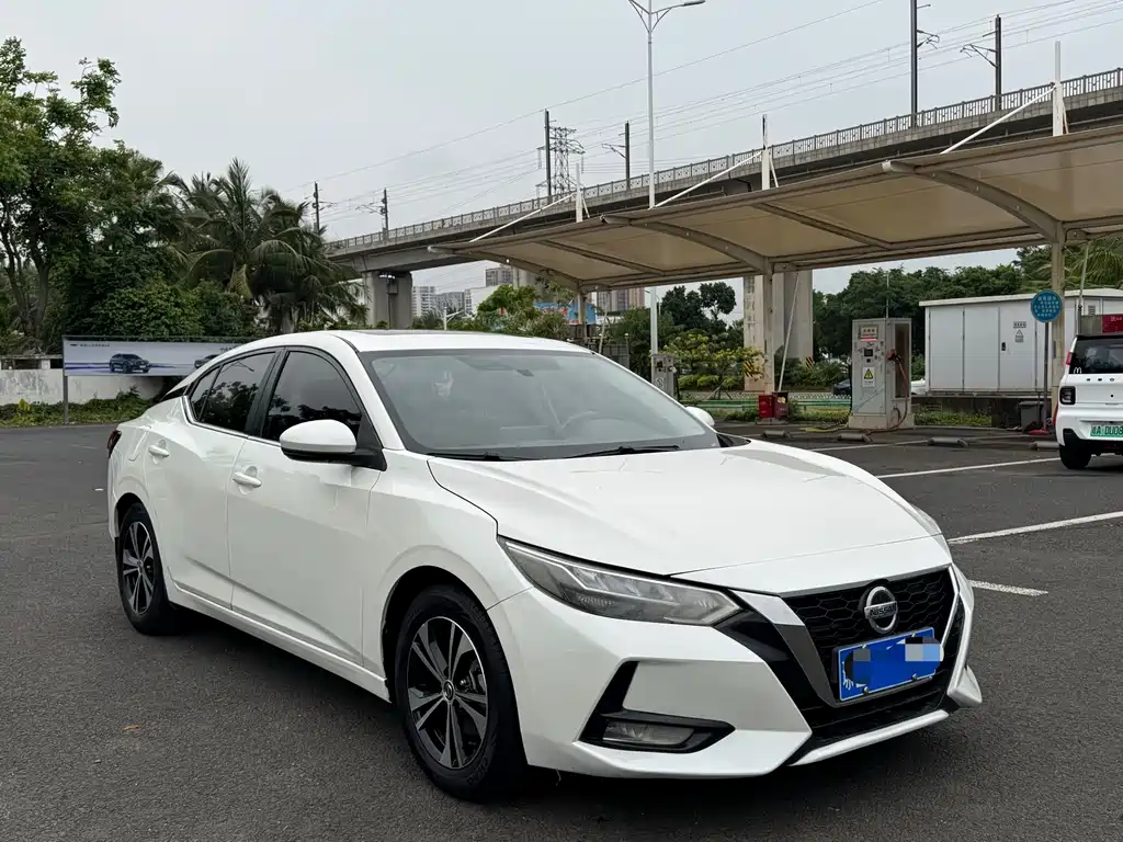 Sylphy 1.6 L XL CVT Joy