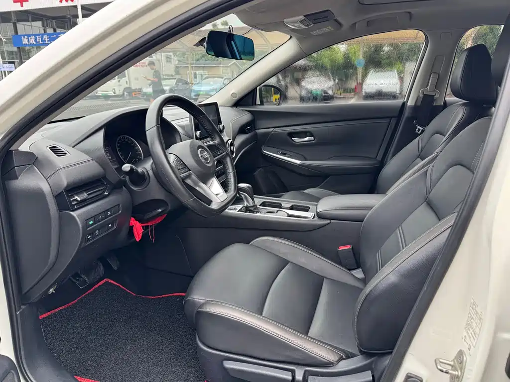 Sylphy 1.6 L XL CVT Joy