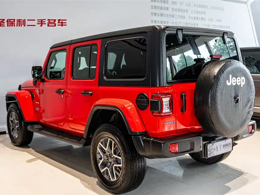 Wrangler NEV 4-door 2.0 T 4 xe Sahara