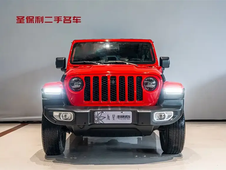 Jeep Wrangler NEV 4-door 2.0 T 4 xe Sahara