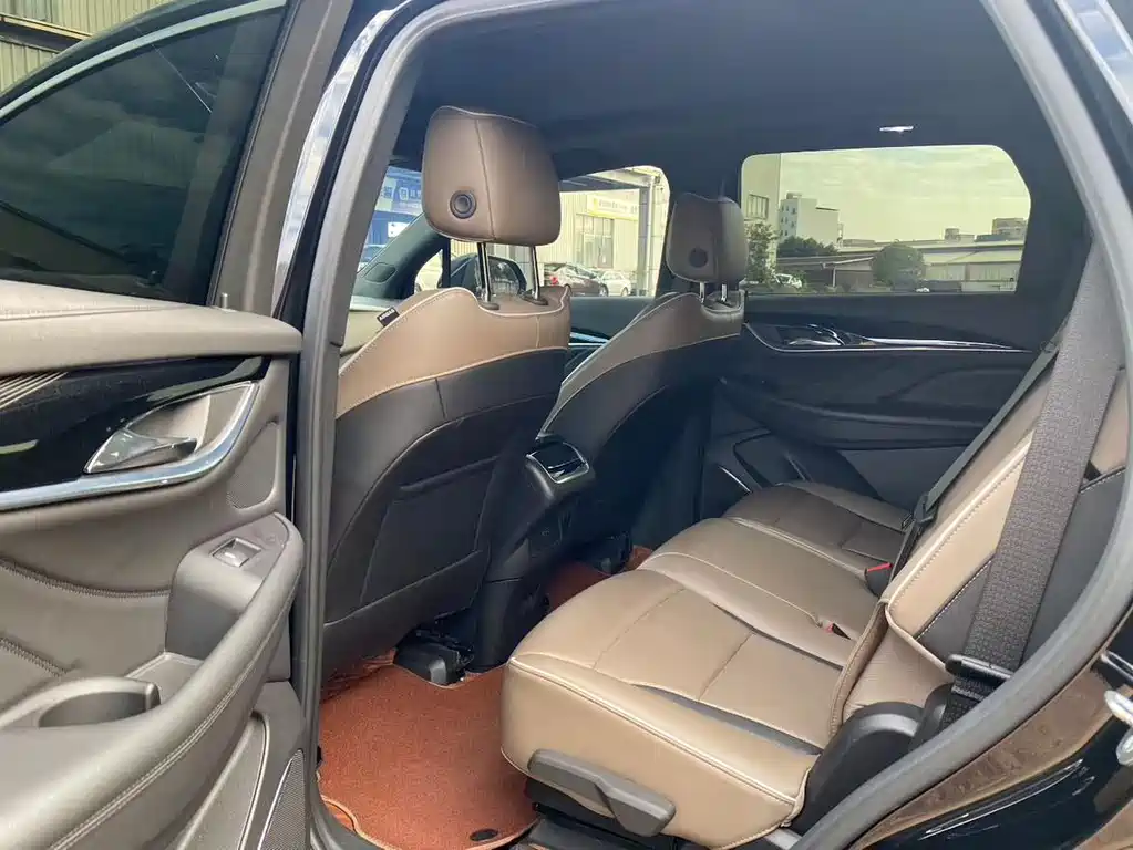 Enclave 652 T 4 WD Premium Flagship 7-seat