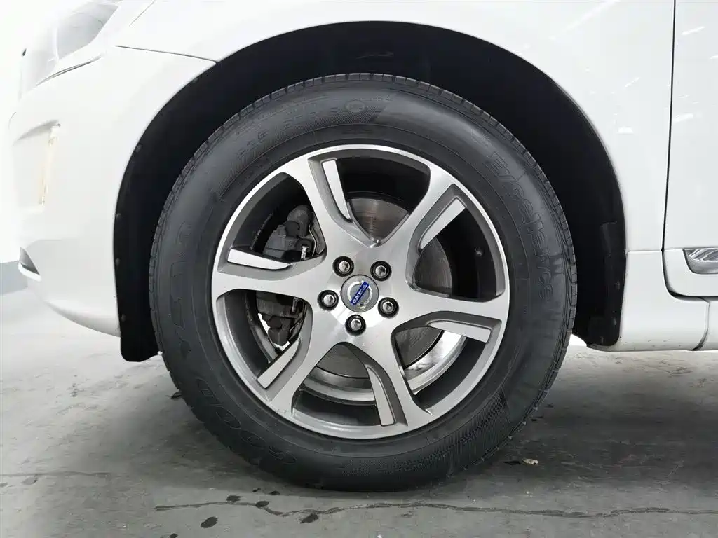 Volvo XC60 T5 AWD Smart Vision