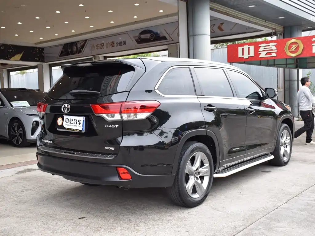 Highlander 2.0 T 2 WD Luxury 7-seat