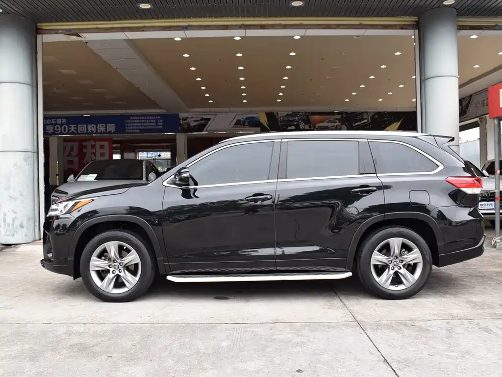 Highlander 2.0 T 2 WD Luxury 7-seat