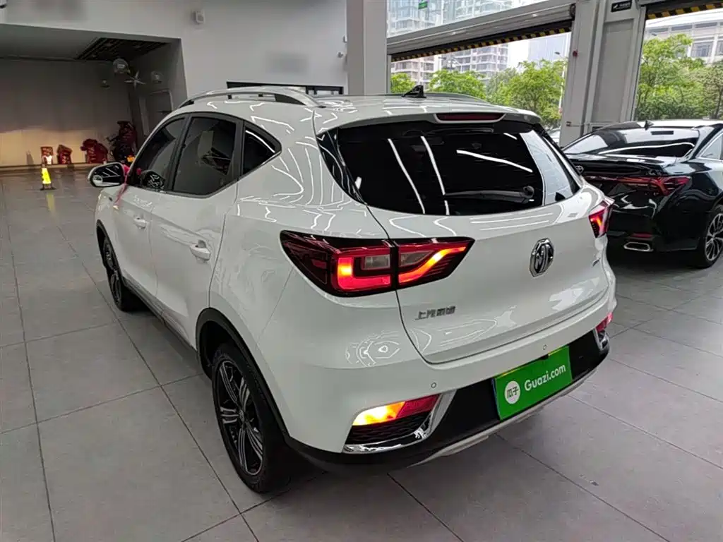 MG ZS 1.5 L Auto Luxury CN-V