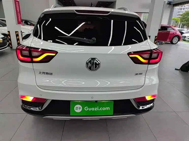 MG ZS 1.5 L Auto Luxury CN-V