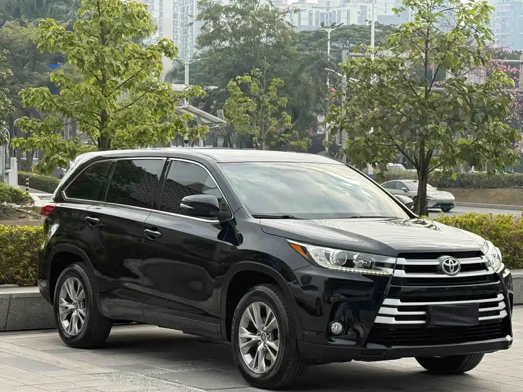 Highlander 2.0 T 2 WD Elite 5-seat CN-V