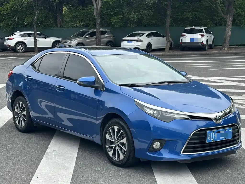Levin 雷凌 2014款 1.8 GS CVT精英版