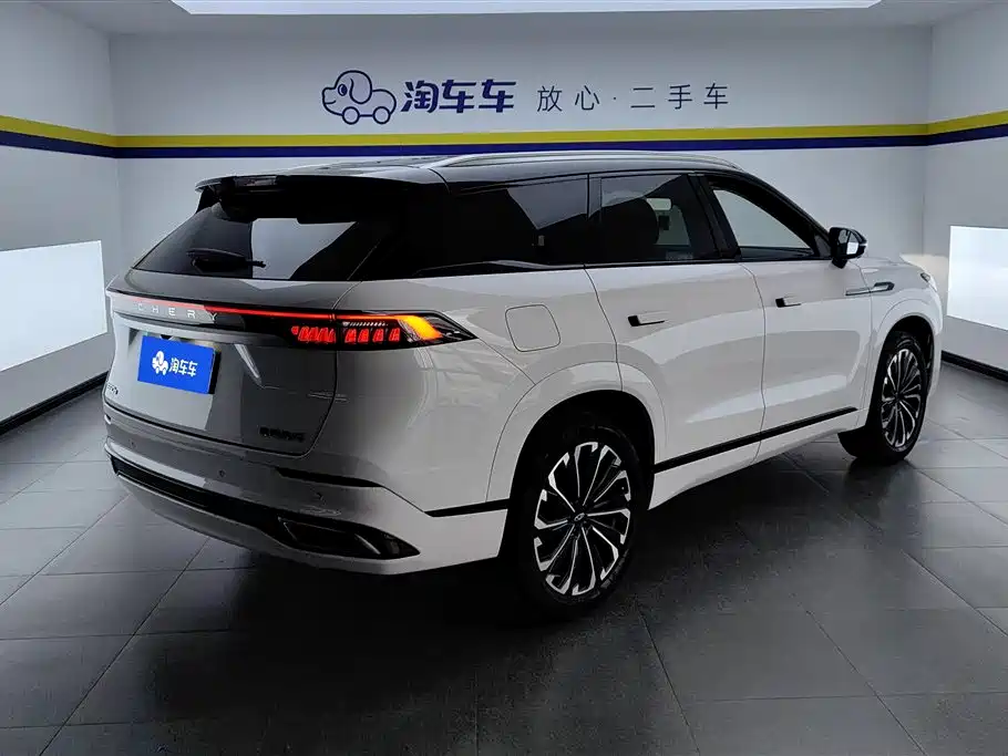 Tiggo 9 2.0 T DCT 2 WD Luxury 5-seat