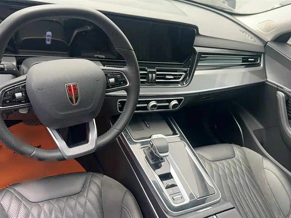 Hongqi HS5 2.0 T Flagship Enjoyment Pro