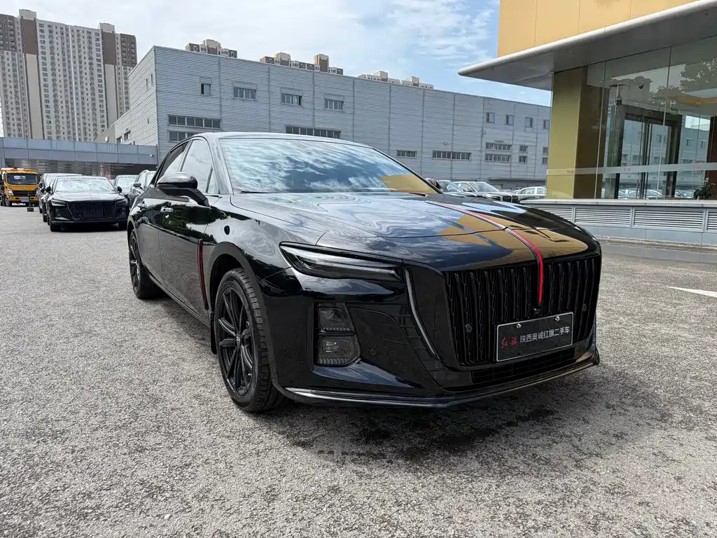 Hongqi H5 2.0 T Auto Connected Flagship