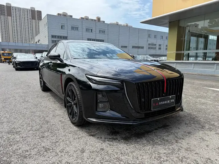 Hongqi H5 2.0 T Auto Connected Flagship