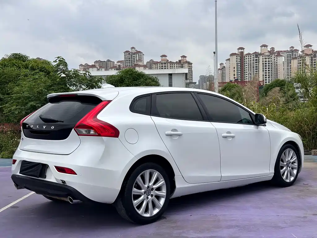 Volvo V40 1.6 T Smart Ease