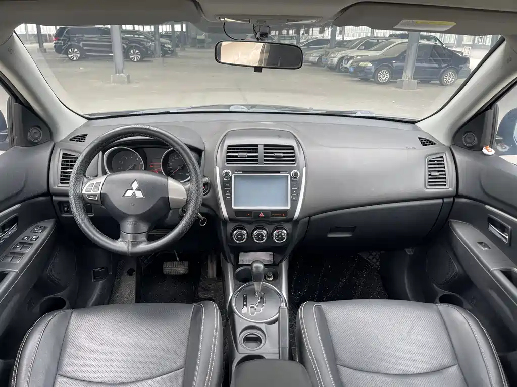 ASX 2.0 L CVT 2 WD Elite
