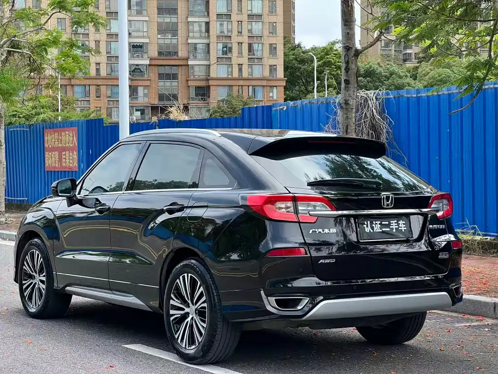 Avancier 370 TURBO 4 WD Premium