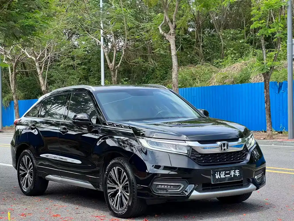 Avancier 370 TURBO 4 WD Premium