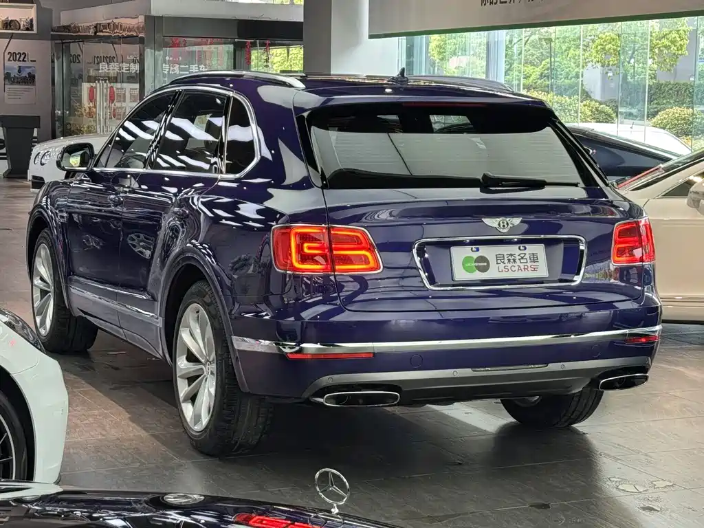 Bentayga 6.0 T Standard