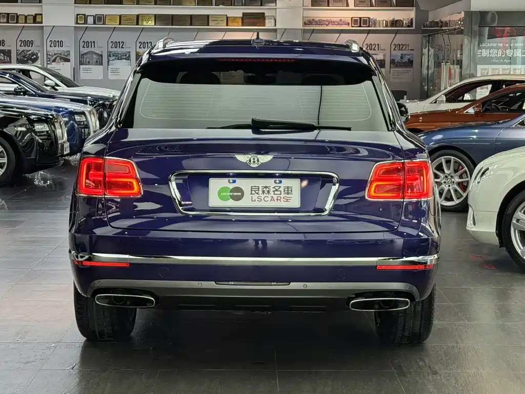 Bentayga 6.0 T Standard