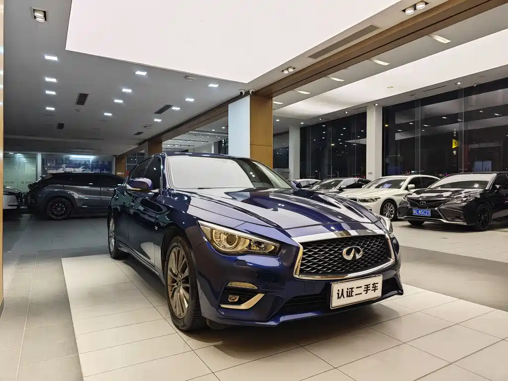 Infiniti Q50 L 2.0 T Progressive Enjoyment CN-VI