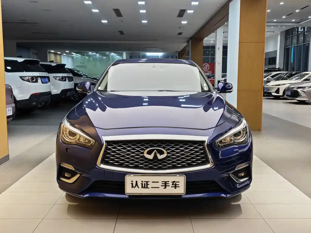Infiniti Q50 L 2.0 T Progressive Enjoyment CN-VI