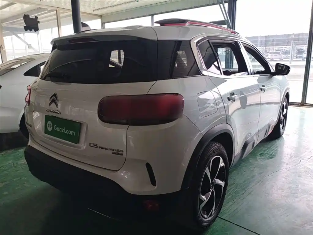 C5 Aircross 380 THP Luxury