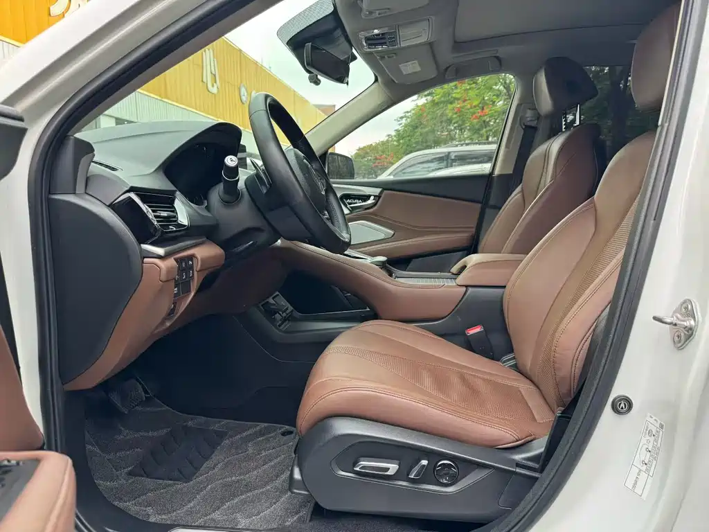 Acura RDX 2.0 T Premium CN-V