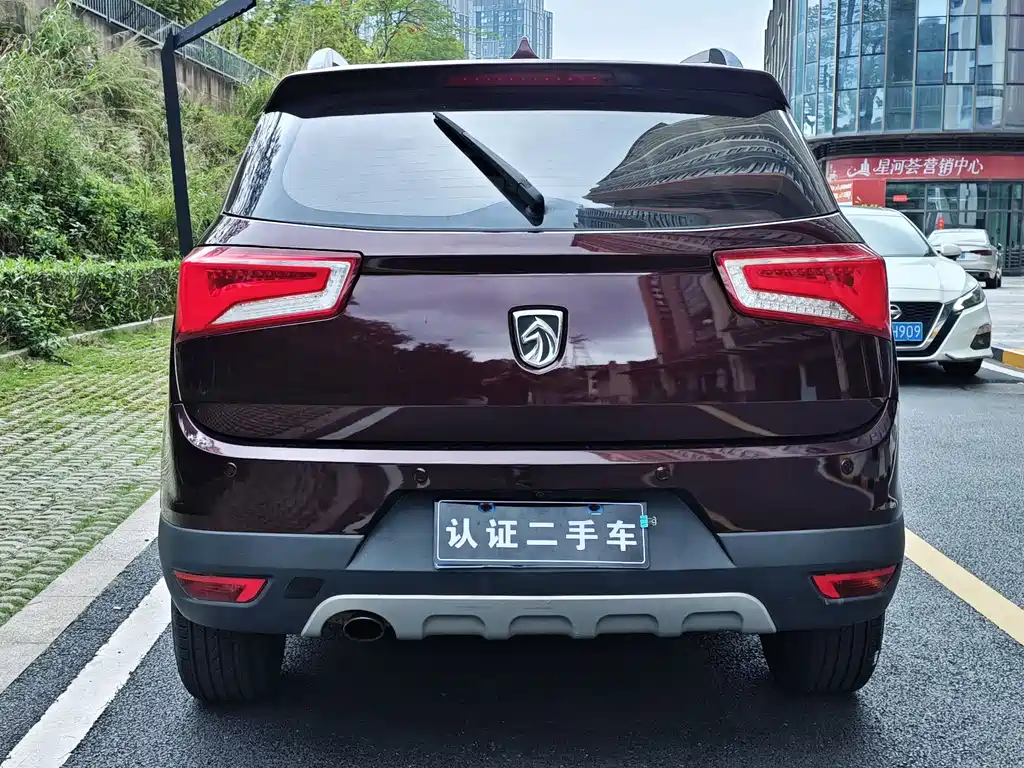 Baojun 560 1.8 L Manual Luxury