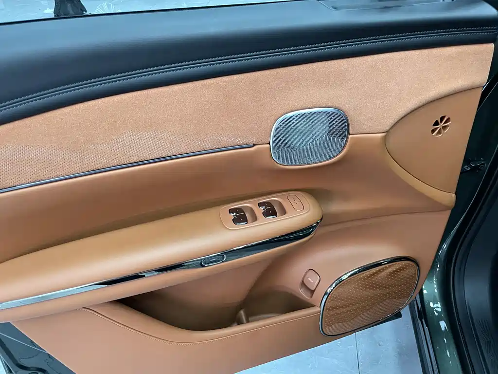 Trumpchi Xiangwang S7 180 km Ultra 4 WD Lidar