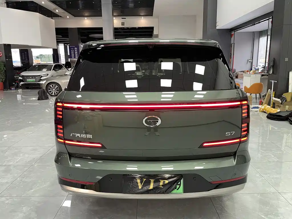 Trumpchi Xiangwang S7 180 km Ultra 4 WD Lidar