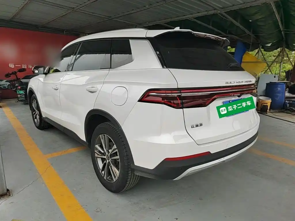 Song Pro 1.5 T Auto Luxury