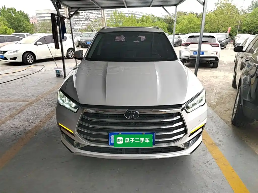 Song Pro 1.5 T Auto Luxury