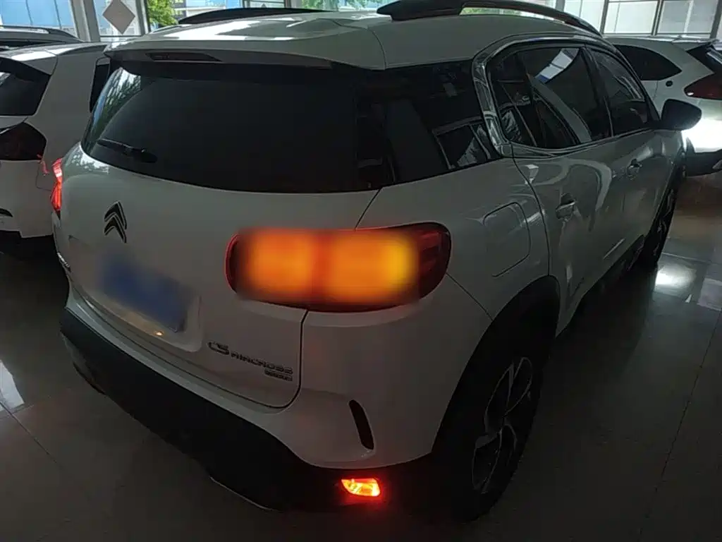 C5 Aircross 380 THP Luxury
