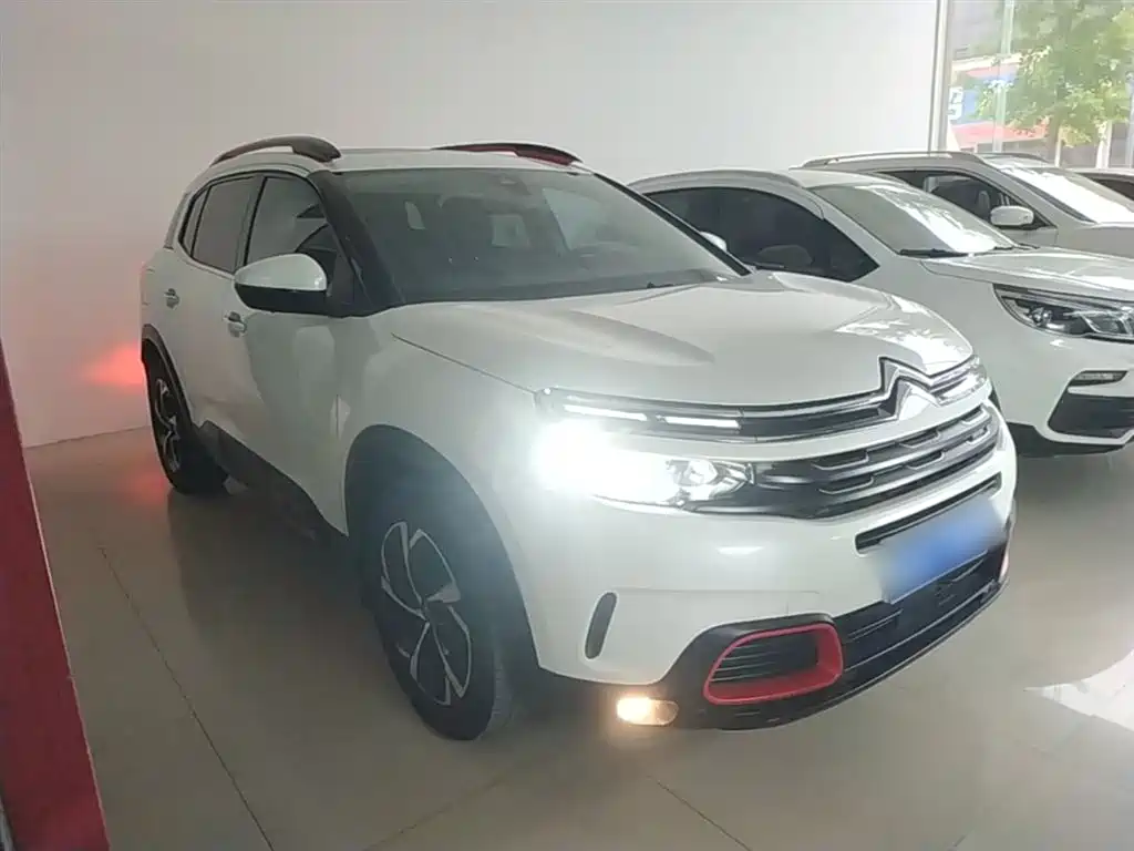 C5 Aircross 380 THP Luxury