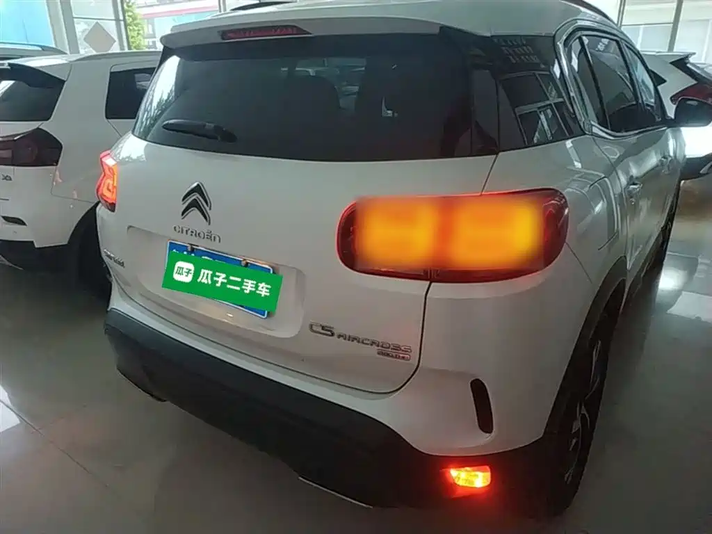 C5 Aircross 380 THP Luxury