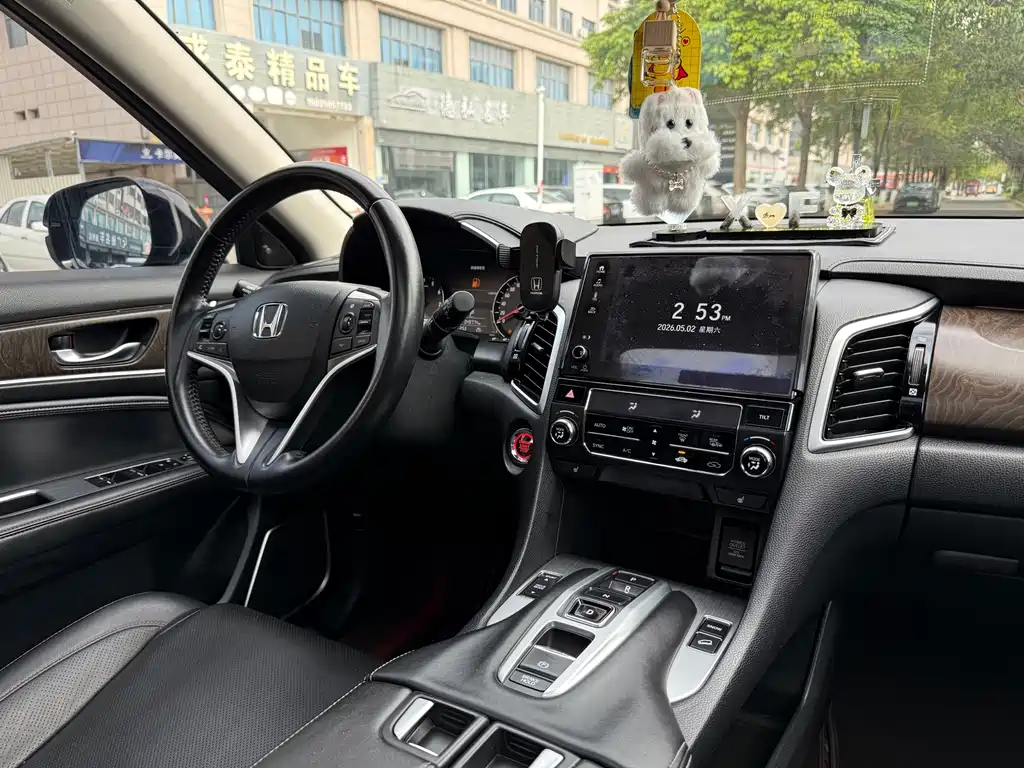 Avancier 370 TURBO 2 WD Luxury