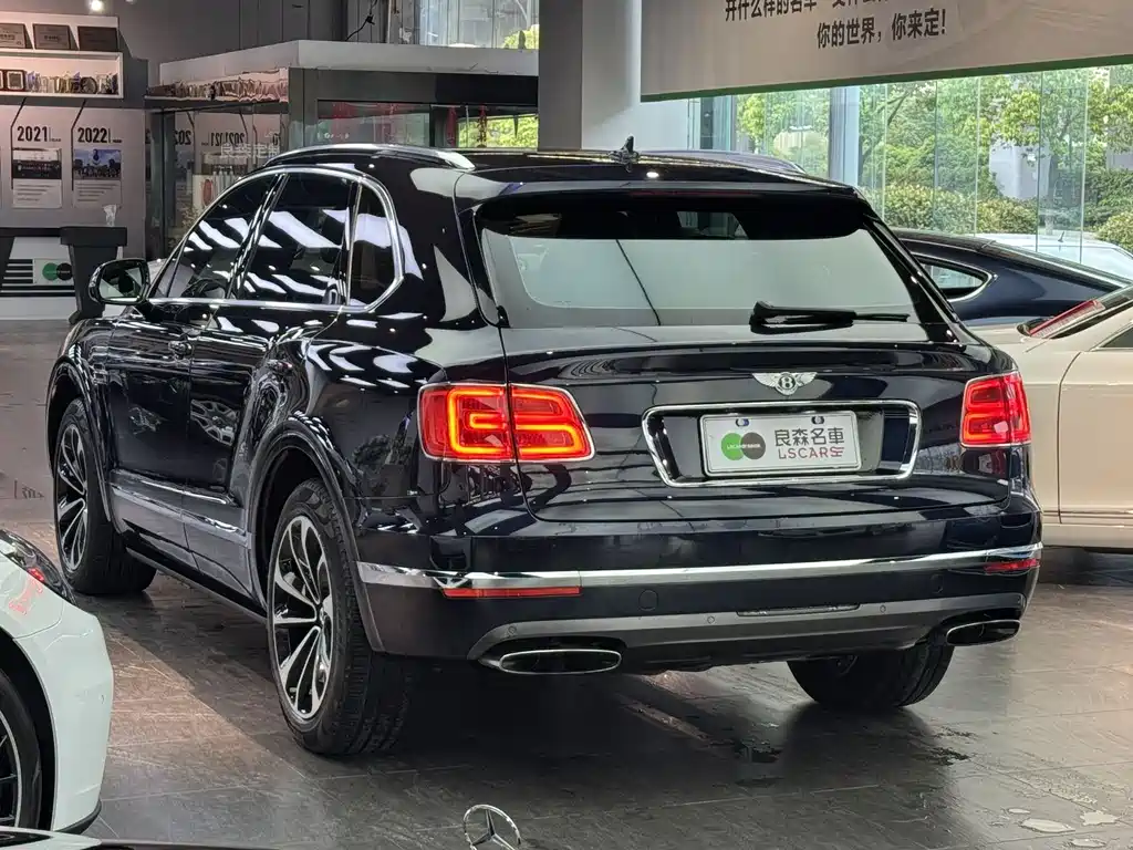 Bentayga 6.0 T Standard